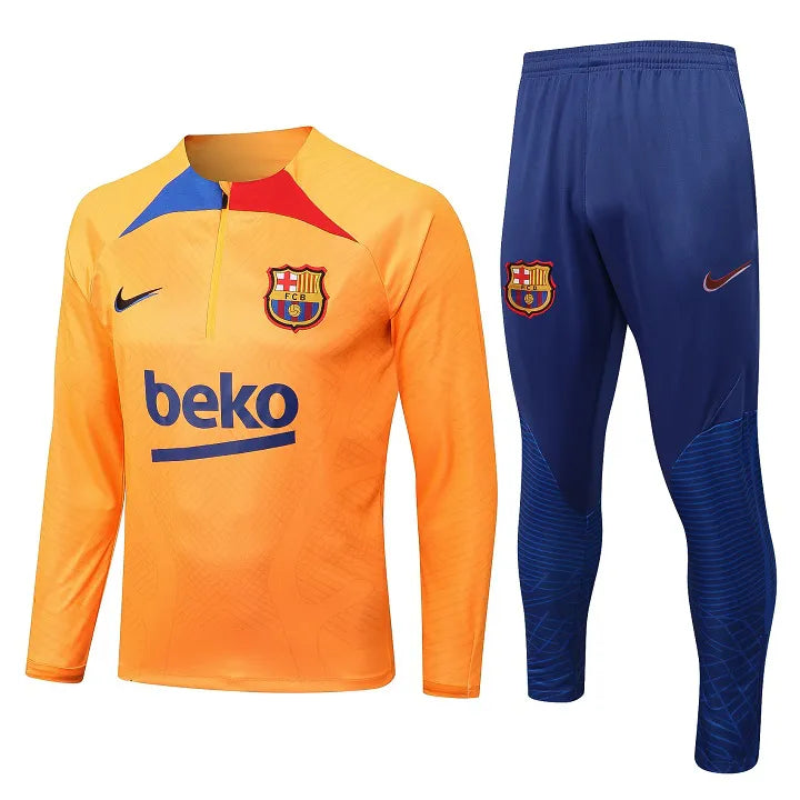 Conjunto de Treino Barcelona 23/24 Laranja